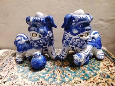 Chinese blue and white porcelain Foo dogs from the mid-20th century