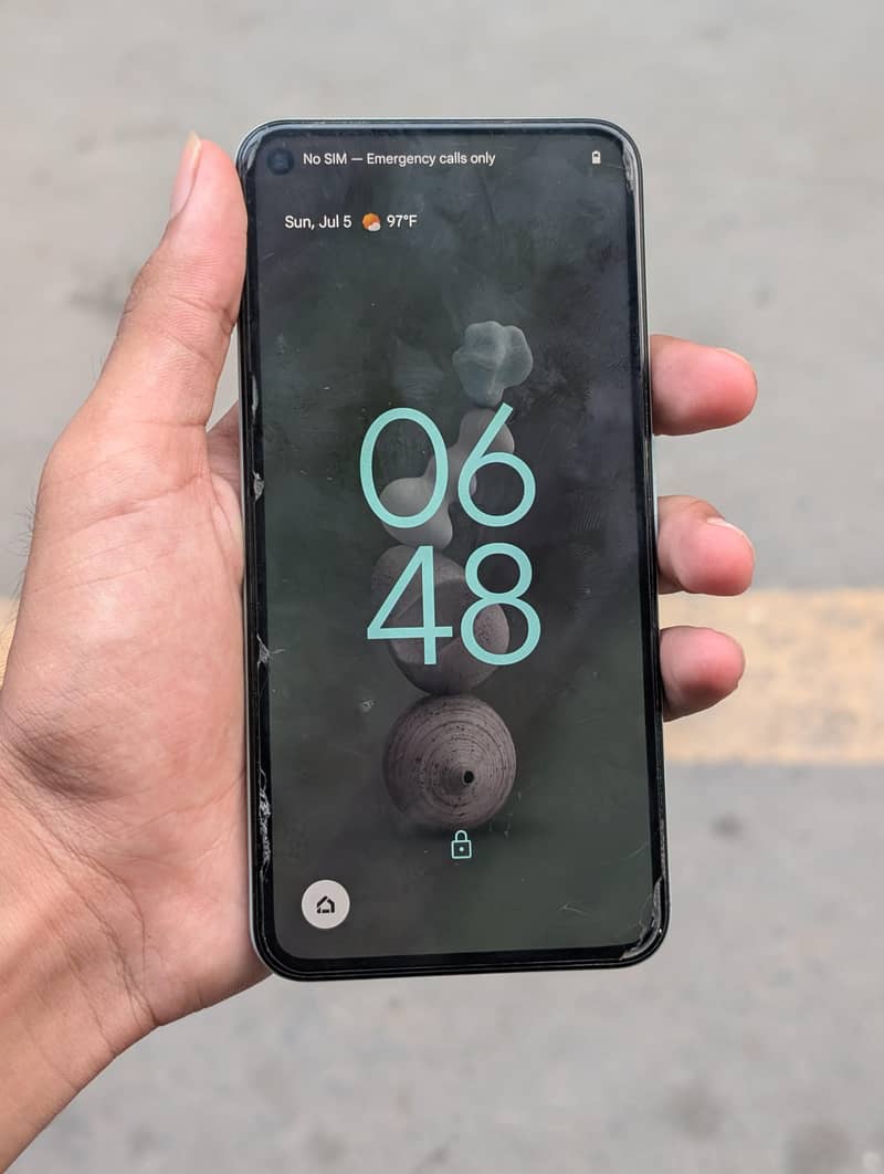 Google Pixel 5 4