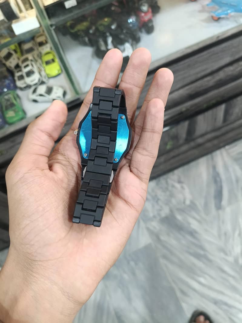 watch 2