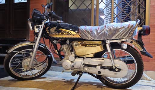 Honda 125, Gold