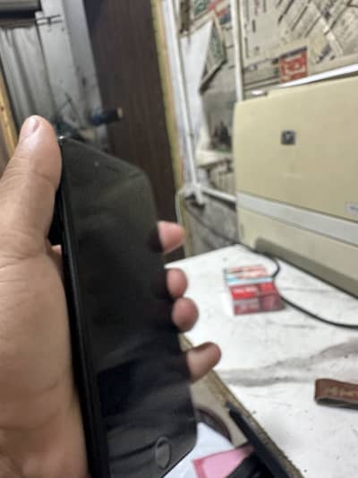 Apple iPhone 7