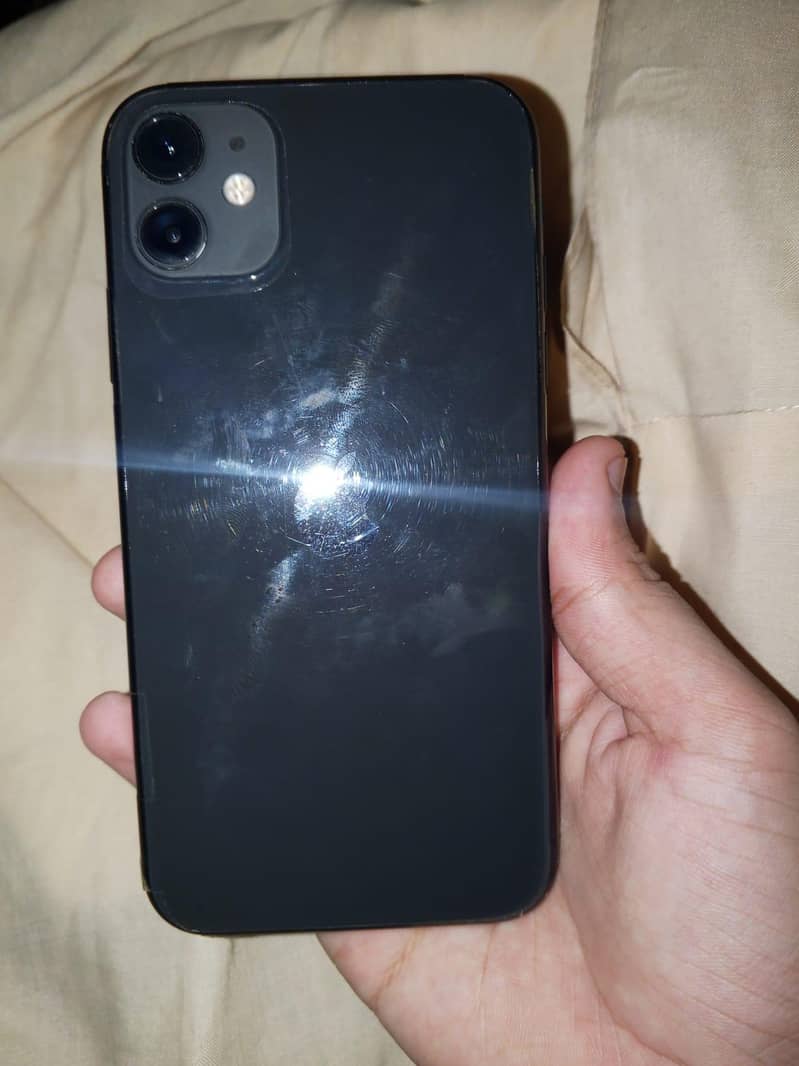 Apple iPhone 11 0