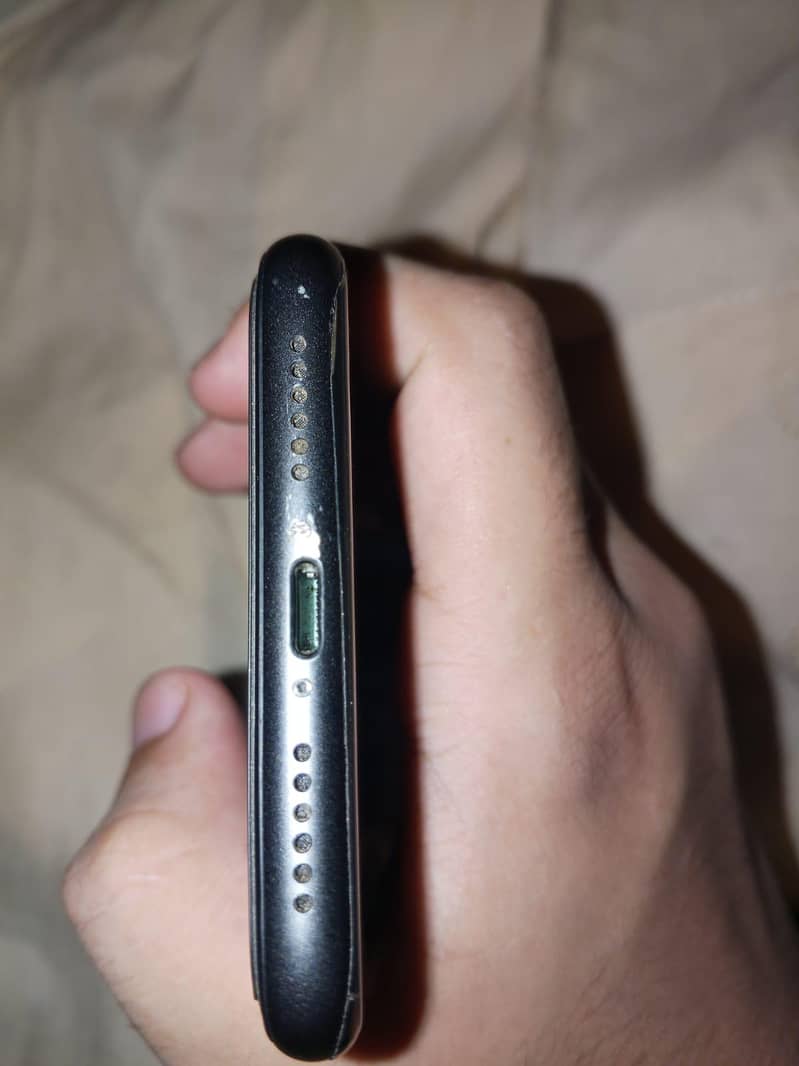 Apple iPhone 11 2
