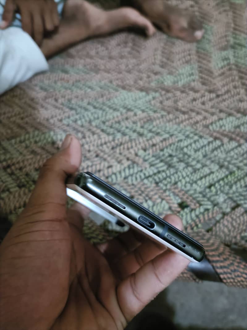 Google Pixel 6 5