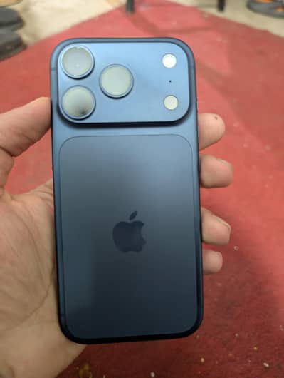 iphone 17 pro 256 just box open 1 time charge