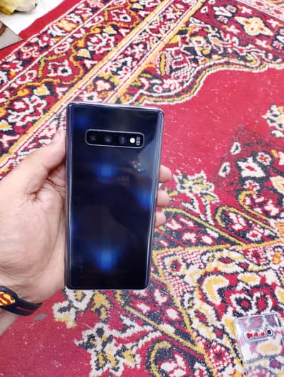 s10 Samsung plus