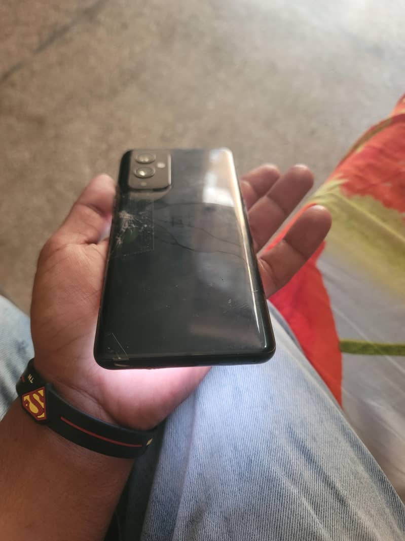 One Plus 9 6