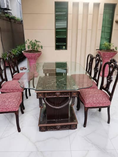 wooden 6 chair  new glass top