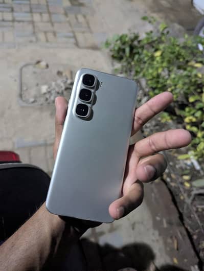 Infinix hot 60 pro plus 16 256