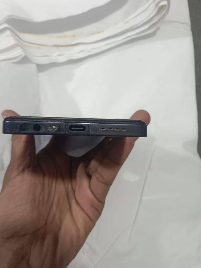 Infinix Note 30 5