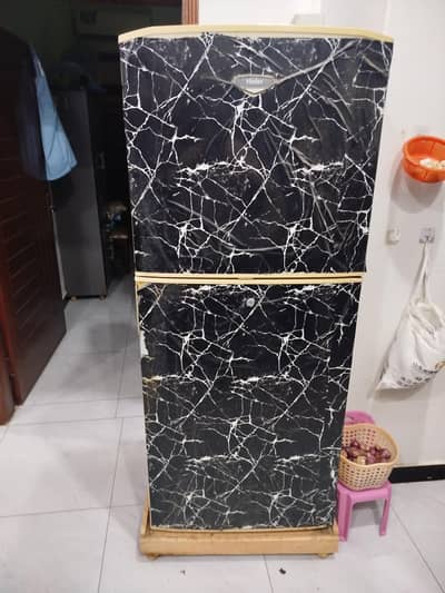 Haier HRF 350M 345 liter / 12 cubic feet