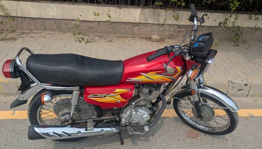 Honda 125 (100% Genuine Bike)