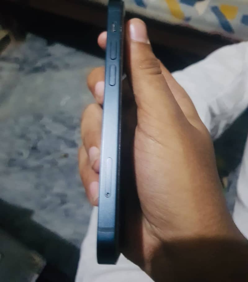 Apple iPhone 13 mini 3