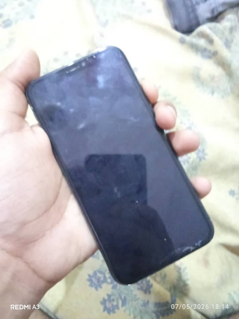 Apple iPhone X 0