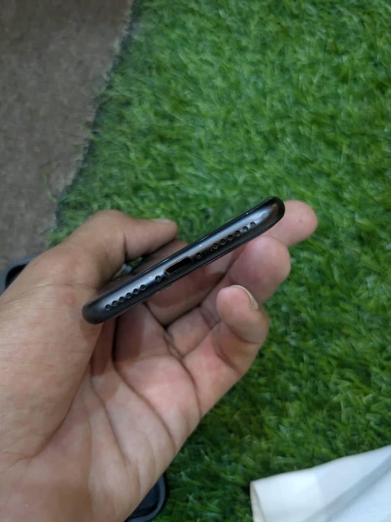 Apple iPhone 8 2