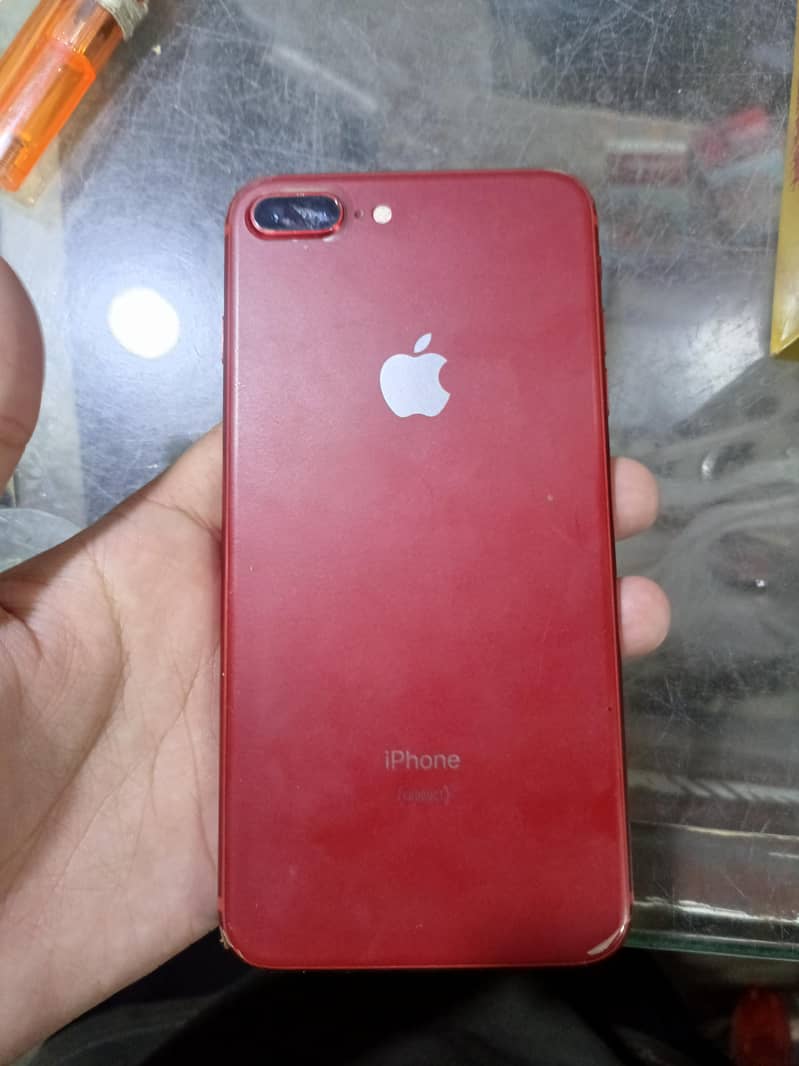 Apple iPhone 8 Plus 1