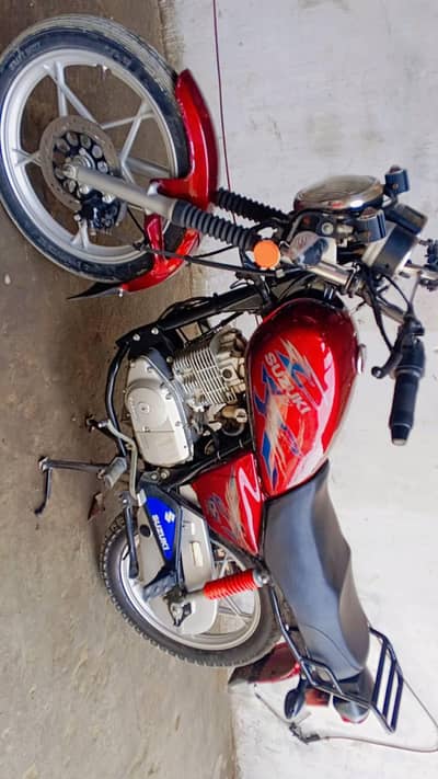 Suzuki GS 150