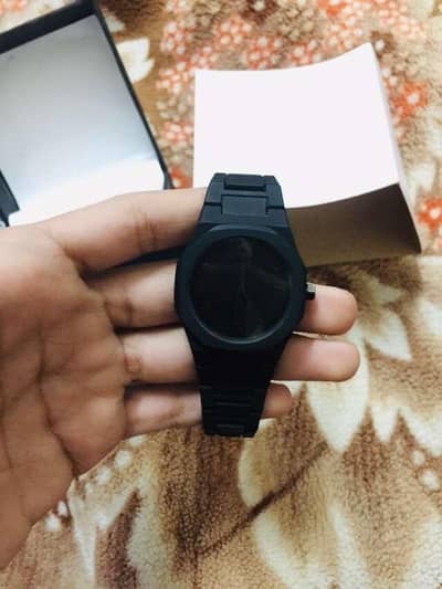 black Arabic aura watch