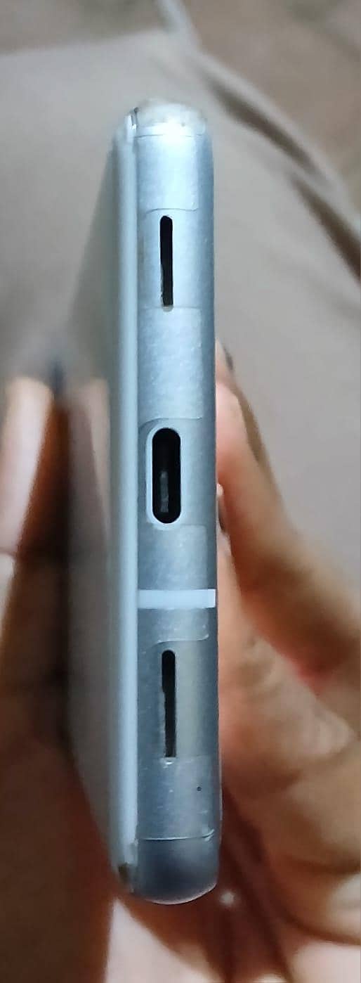 Google Pixel 7a 5