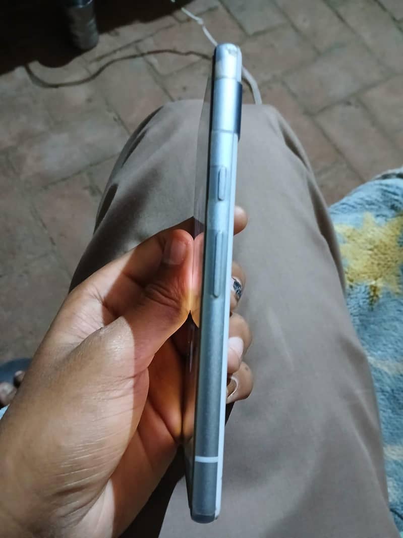 Google Pixel 7a 6