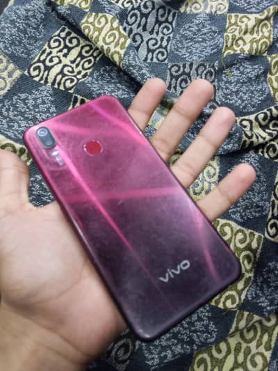 Vivo y11