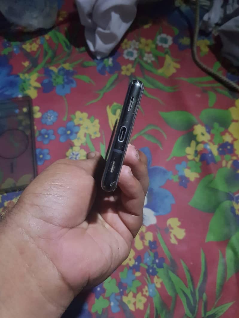 Google Pixel 6a 1