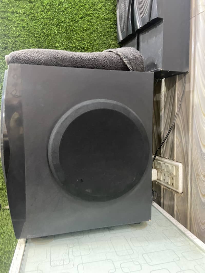 Speakers 2