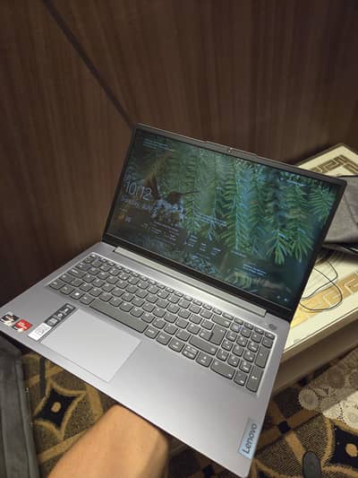 Lenovo ideapad Slim 3 | Ryzen 3 7320U