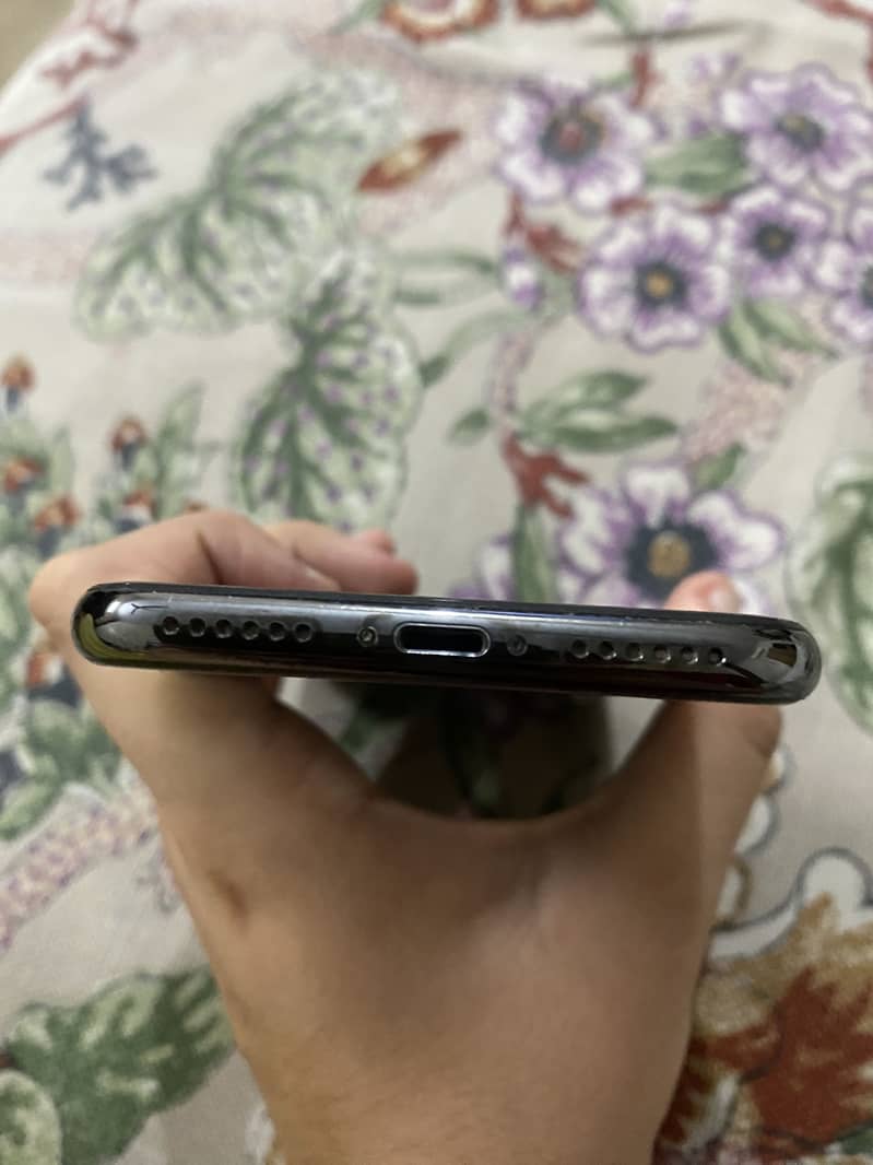 Apple iPhone X 1