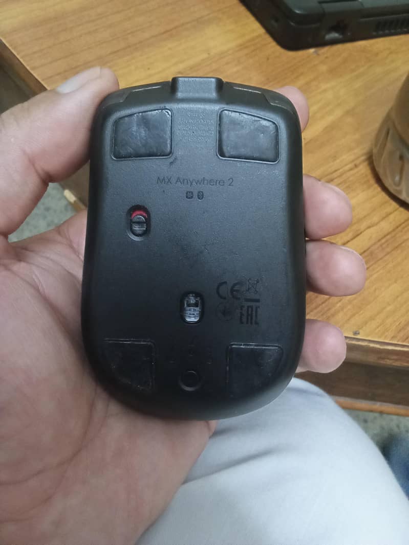 Logitech MX Anywhere 2S Multi device Bluetooth wireless Mouse 4