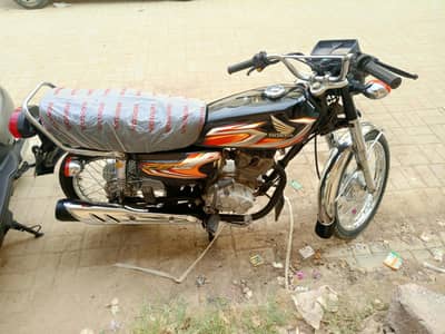Honda 125 cc 2022 Karachi number