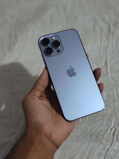 Apple iPhone 13 Pro Max 256 gb water pack 10/10