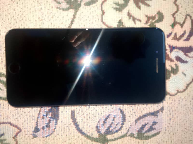 Apple iPhone 8 Plus 2