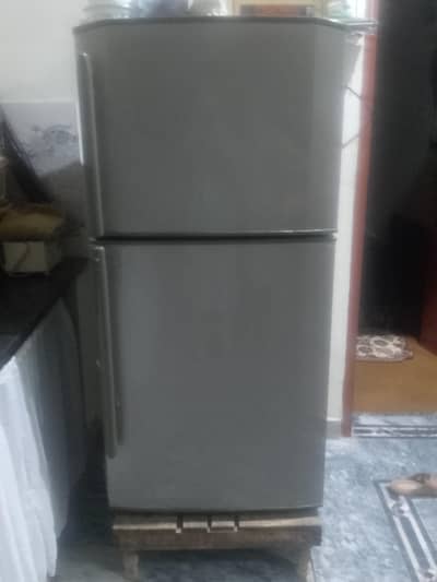 selling refrigerator