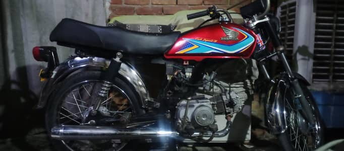 bike sale for70 united 2011 model 2019 model ki Tanki