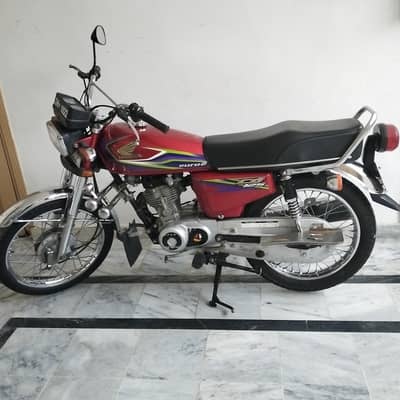 Honda CG 125 2017 One handed Used