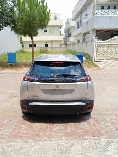 peugeot  2008 active