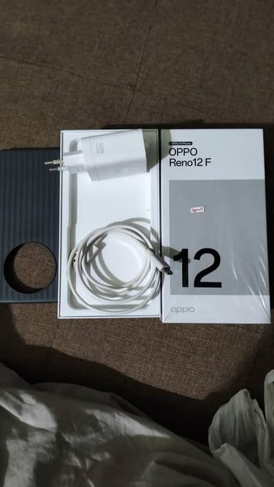 OPPO reno 12 f