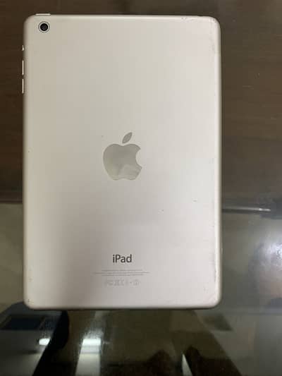 Apple iPad Mini 1st Gen(for parts)