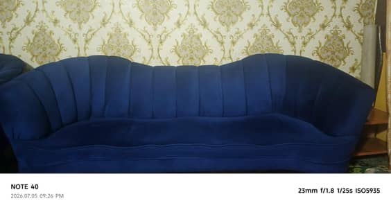 this is my drawing room seven seater set in good condition
