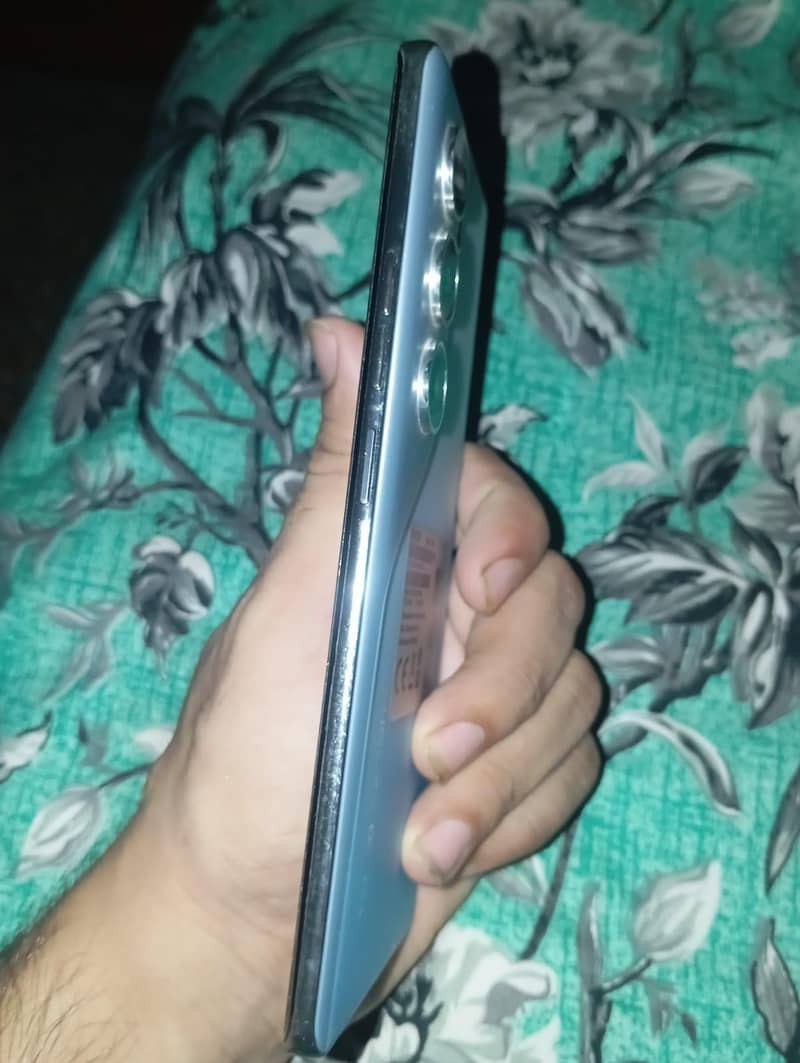 tecno camon 40 pro 0