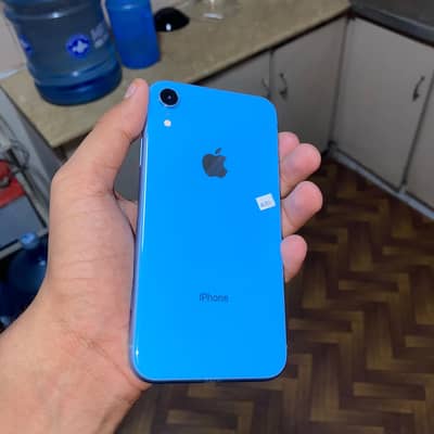 Apple iPhone XR