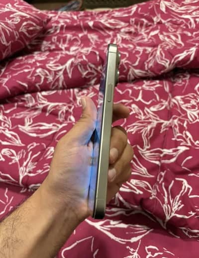 Iphone 15 pro max, factory unlock