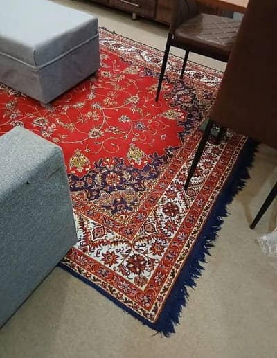 A Beautiful Pakistani Made Classic Rug