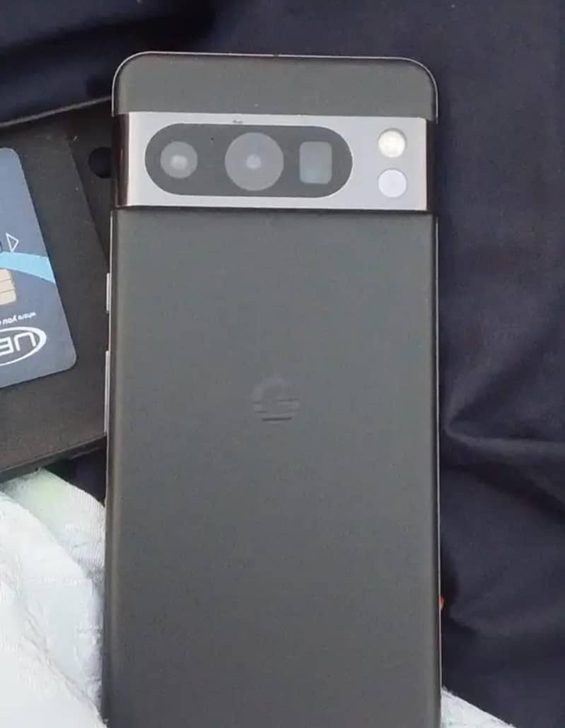 Google Pixel 8 Pro 1