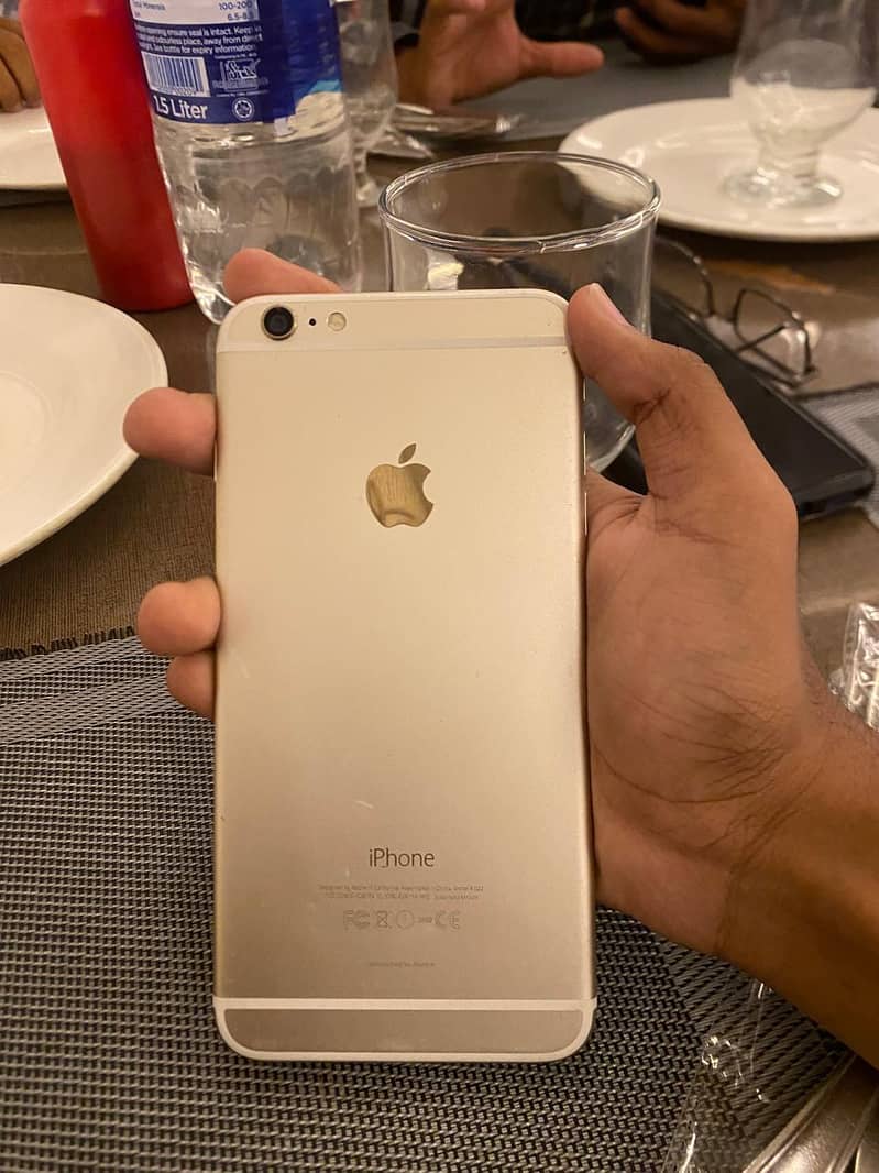 iPhone 6S Plus 1