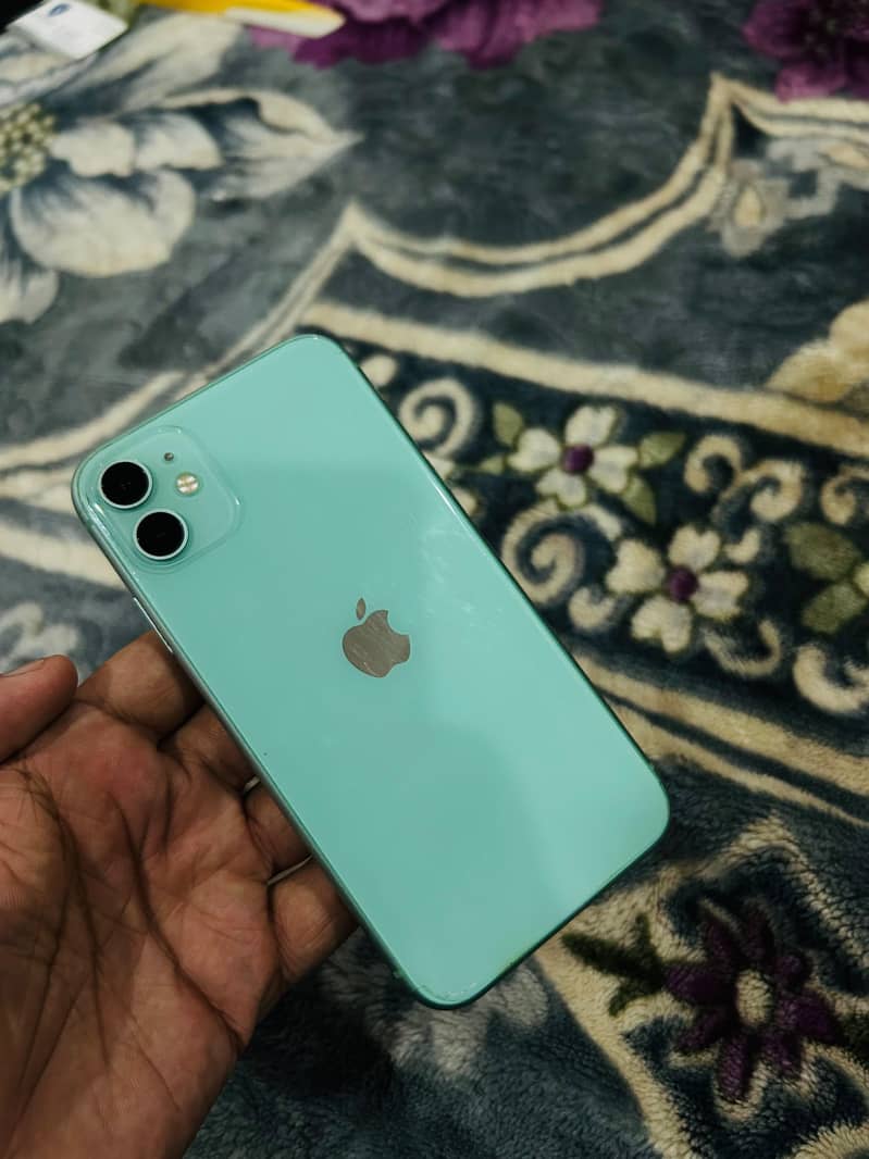 Apple iPhone 11 0