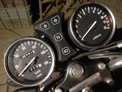 Suzuki GS 150