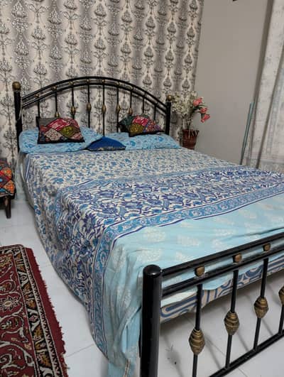 Iron rod Bed