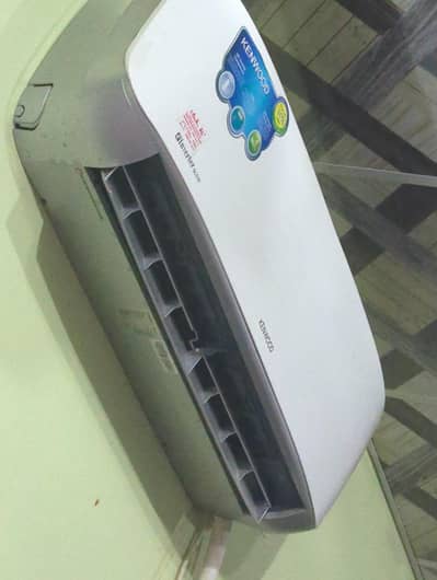 Selling Kenwood 1.5 ton ac